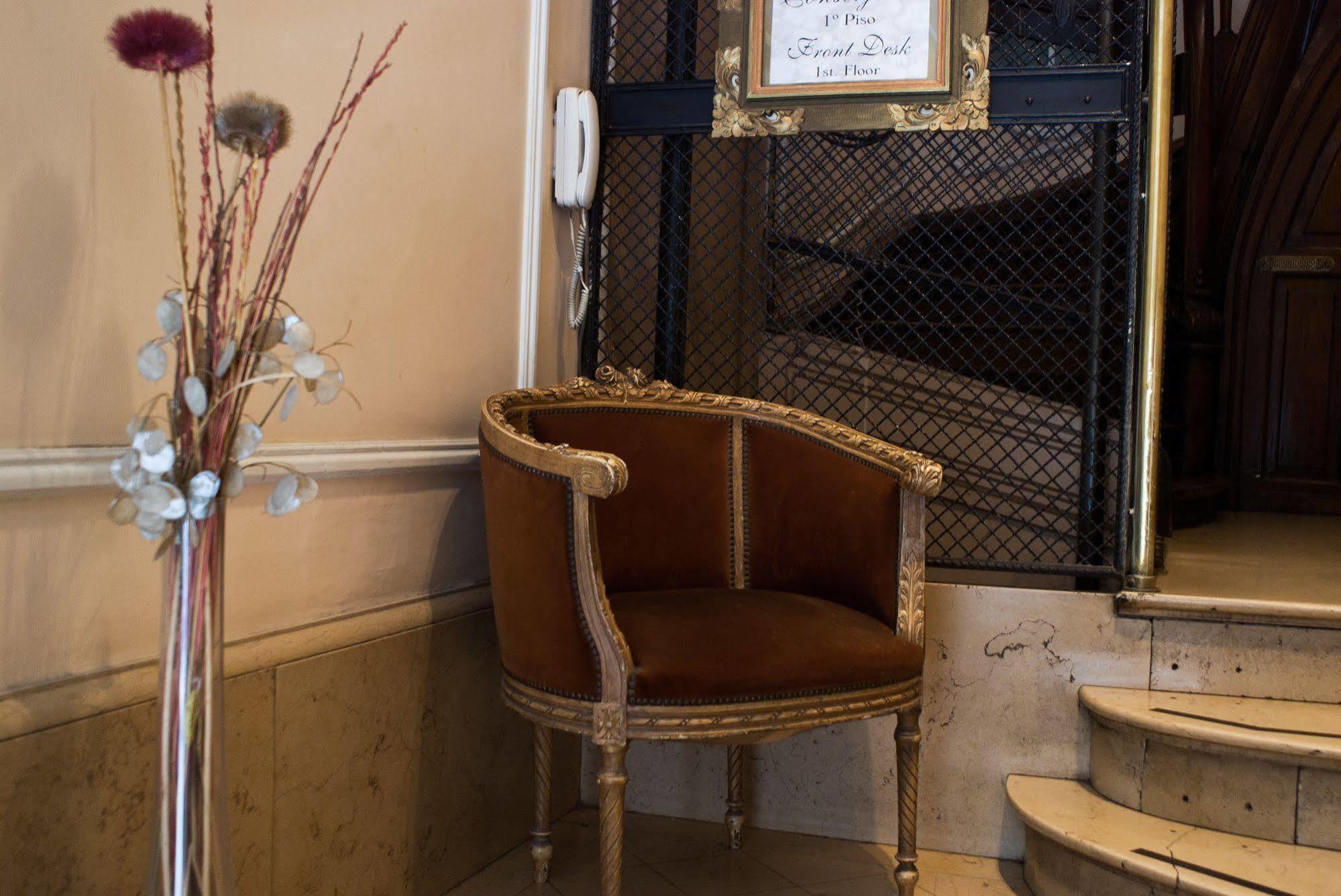 Hotel Frossard Buenos Aires Buitenkant foto